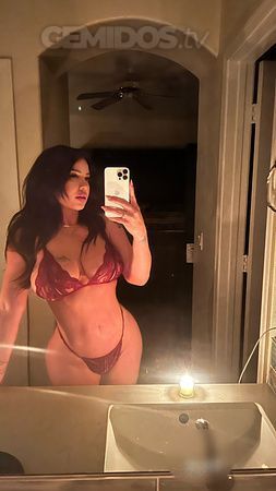 Hello my name is Arie . Located in the Scottsdale area of Schaumburg I am a beautiful Latina with a great curvy body . I am
Down to earth and open minded if spoiled . My idea of an ideal night is a nice dinner with drinks shopping with of a night cap of course . Classy and fun . Message me if u like what u see ❤️